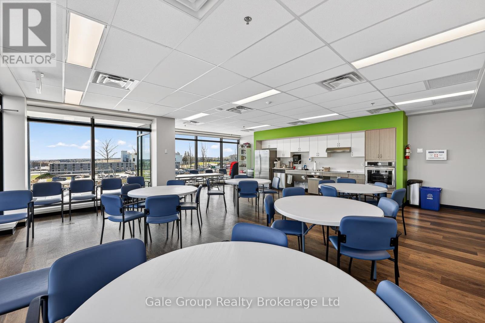 110 - 785 Southwood Way, Woodstock (Woodstock - South), Ontario  N4V 1G5 - Photo 20 - X12999726