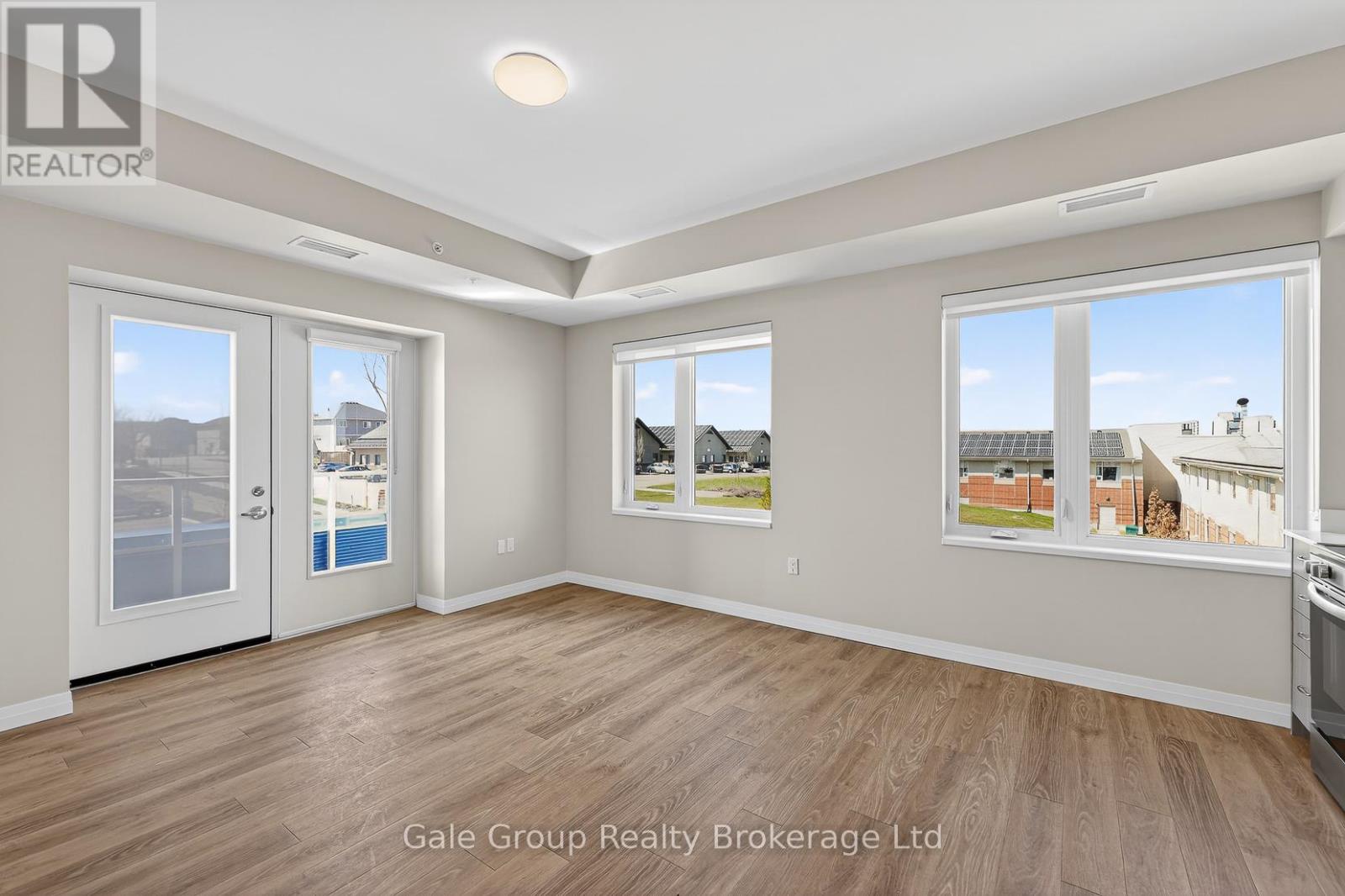 201 - 785 Southwood Way, Woodstock (Woodstock - South), Ontario  N4V 1G5 - Photo 11 - X12999728