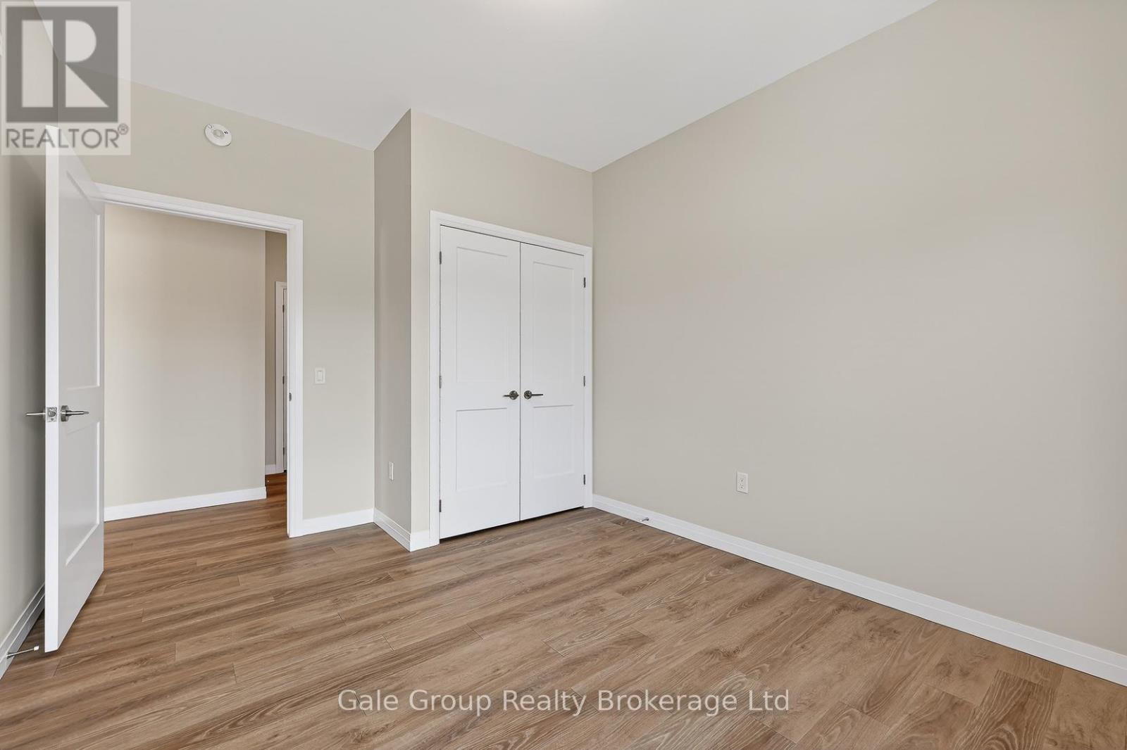 201 - 785 Southwood Way, Woodstock (Woodstock - South), Ontario  N4V 1G5 - Photo 4 - X12999728