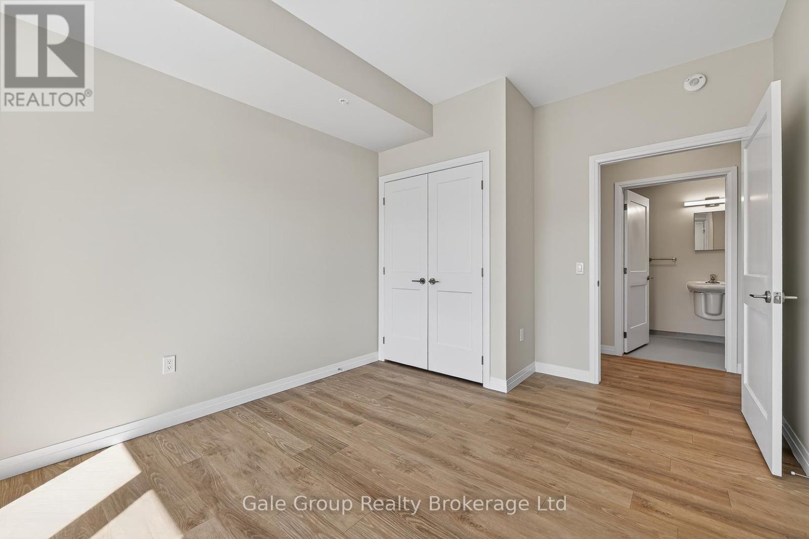 201 - 785 Southwood Way, Woodstock (Woodstock - South), Ontario  N4V 1G5 - Photo 7 - X12999728