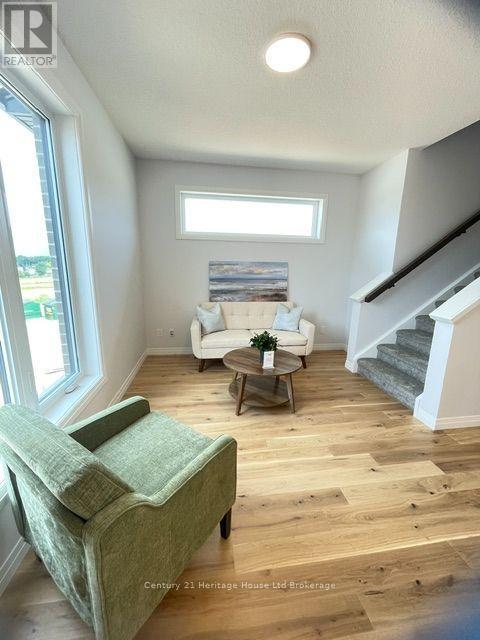 311 Kading Crescent, Woodstock (Woodstock - South), Ontario  N4S 0G6 - Photo 4 - X13004172