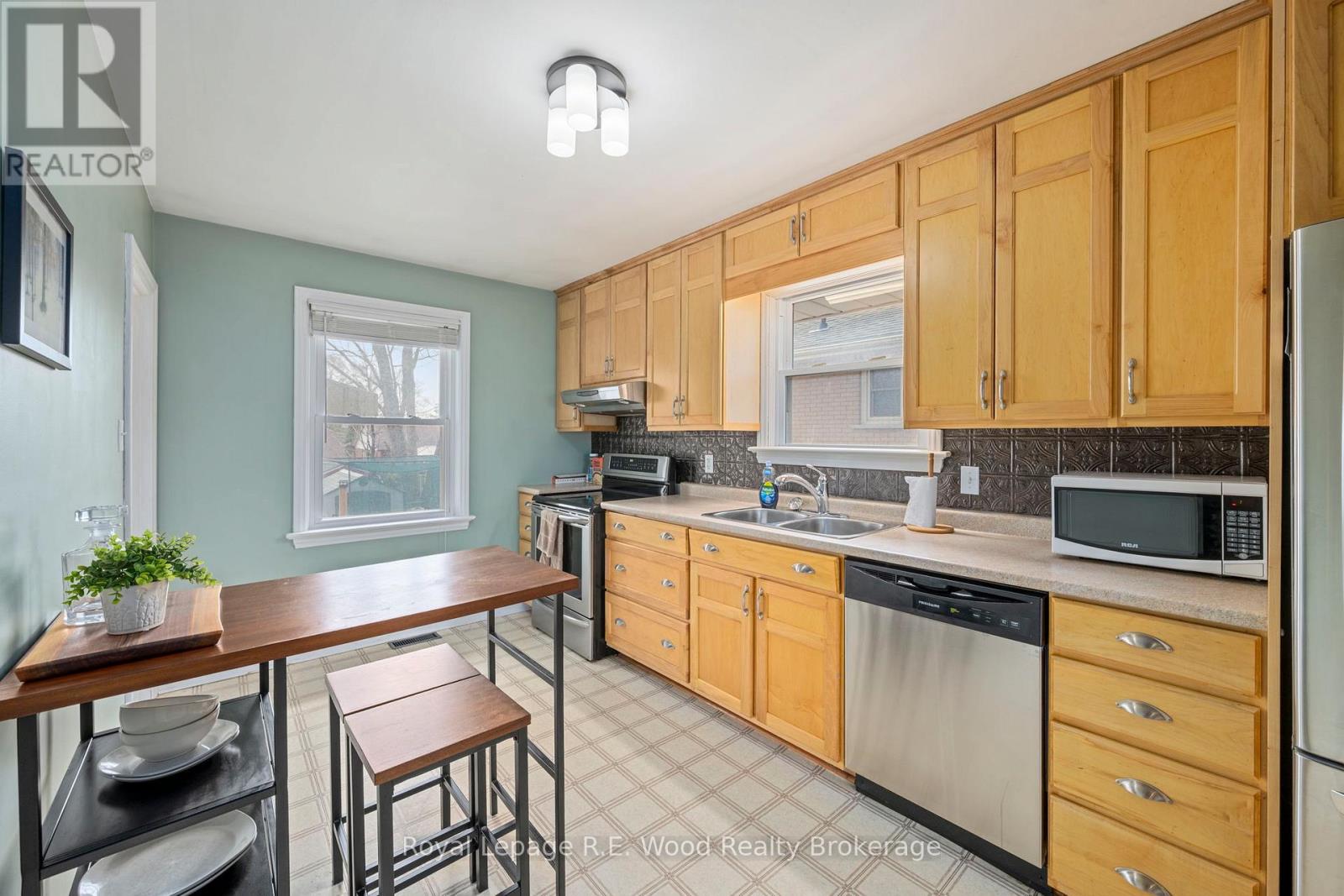 526 Huron Street, Woodstock (Woodstock - North), Ontario  N4S 7A7 - Photo 9 - X13004524