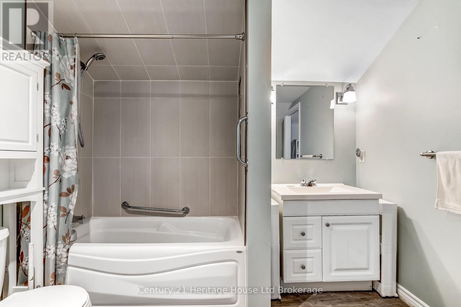 137 Wonham Street S, Ingersoll (Ingersoll - South), Ontario  N5C 2Y9 - Photo 14 - X13005206