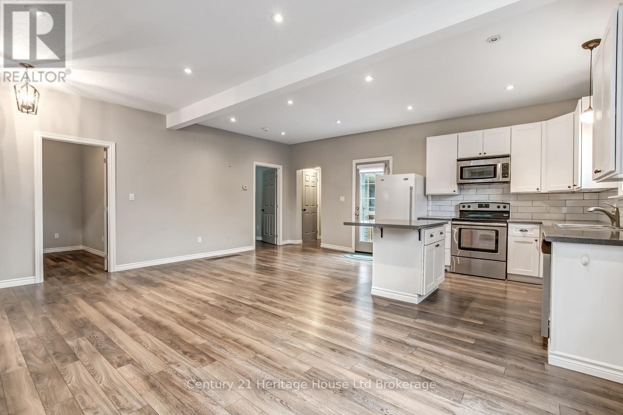 137 Wonham Street S, Ingersoll (Ingersoll - South), Ontario  N5C 2Y9 - Photo 7 - X13005206