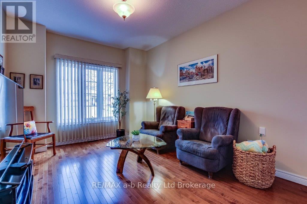 717 Garden Court Crescent, Woodstock (Woodstock - North), Ontario  N4T 0A2 - Photo 17 - X13005388