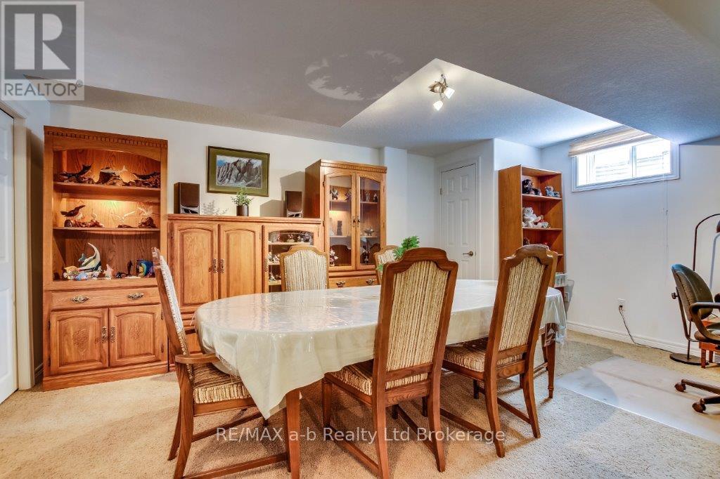 717 Garden Court Crescent, Woodstock (Woodstock - North), Ontario  N4T 0A2 - Photo 22 - X13005388