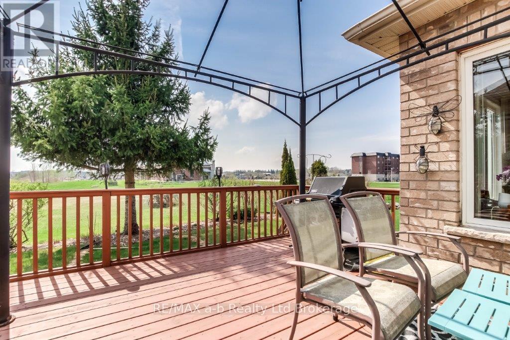 717 Garden Court Crescent, Woodstock (Woodstock - North), Ontario  N4T 0A2 - Photo 30 - X13005388