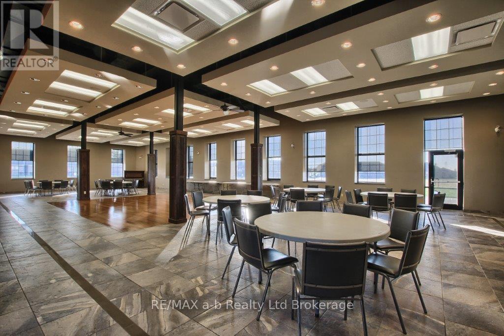 717 Garden Court Crescent, Woodstock (Woodstock - North), Ontario  N4T 0A2 - Photo 34 - X13005388