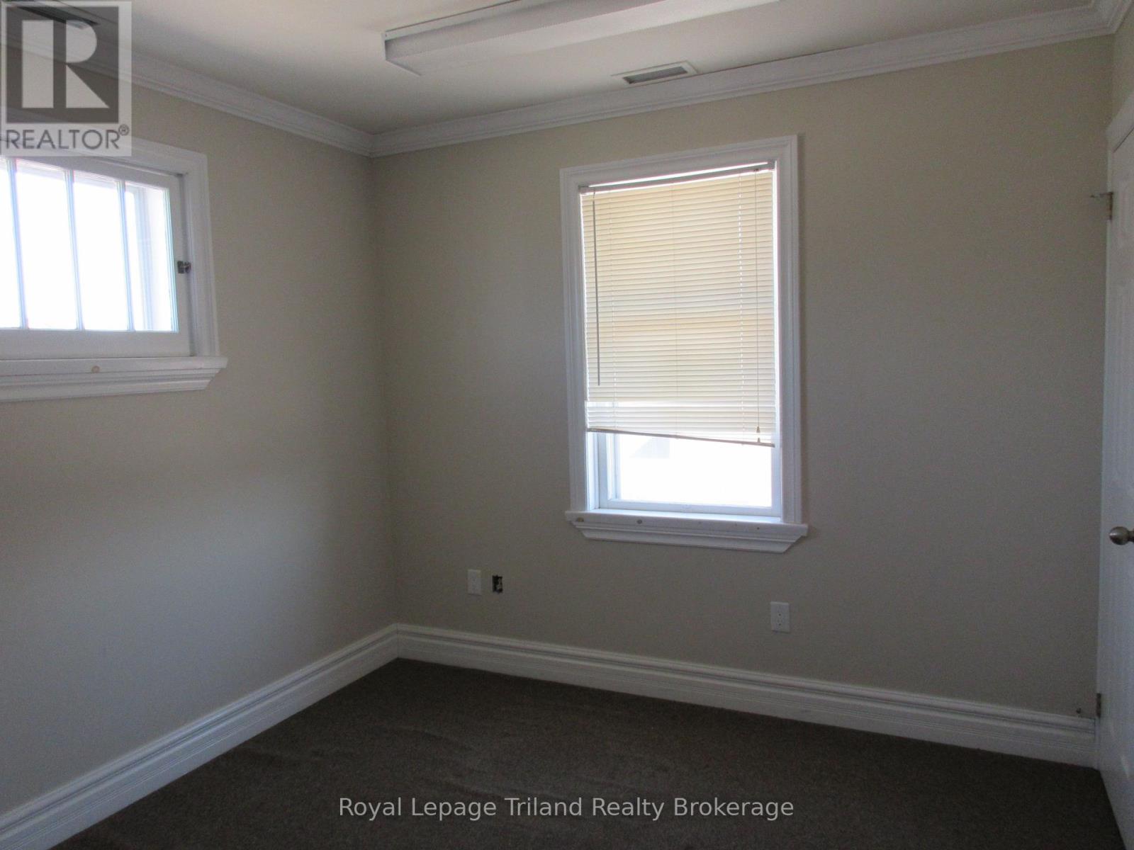 2 - 28 Wellington Street N, Woodstock (Woodstock - North), Ontario  N4S 6P3 - Photo 10 - X13005526