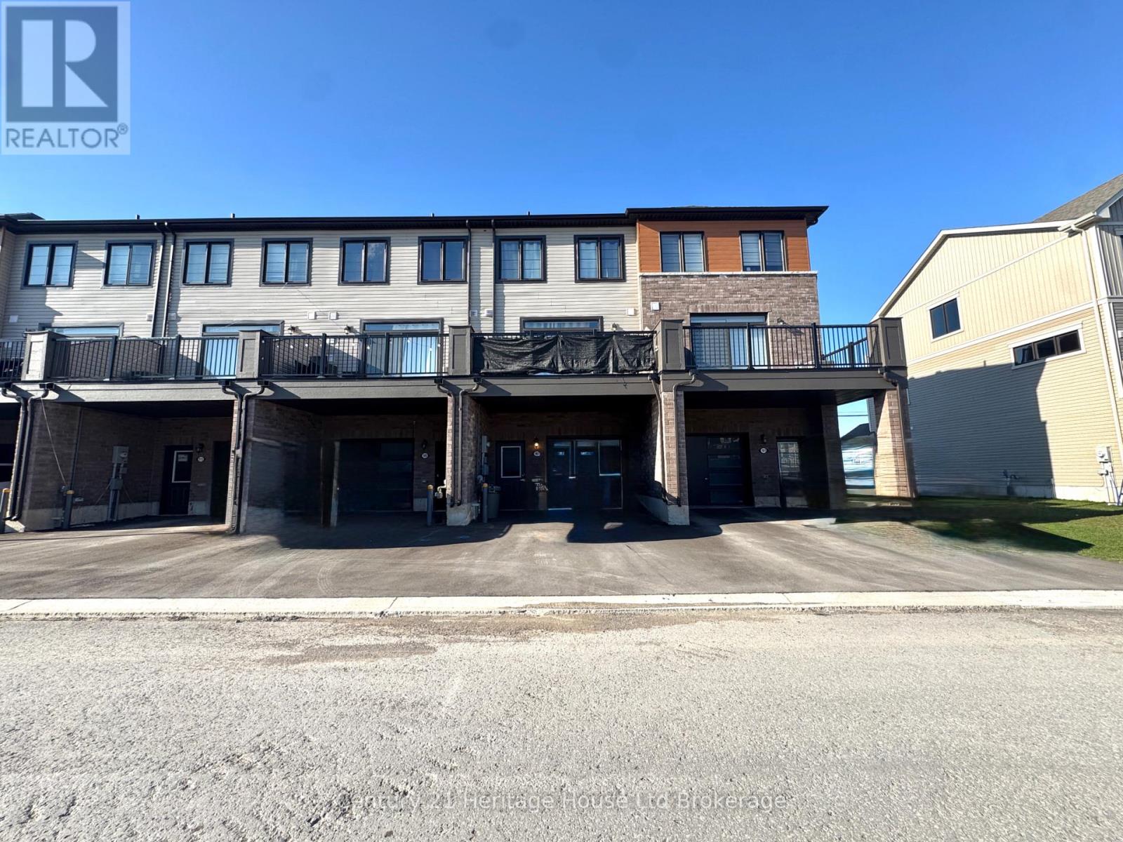 105 Melody Lane, Thorold (Hurricane/merrittville), Ontario  L3B 0L4 - Photo 4 - X13006440