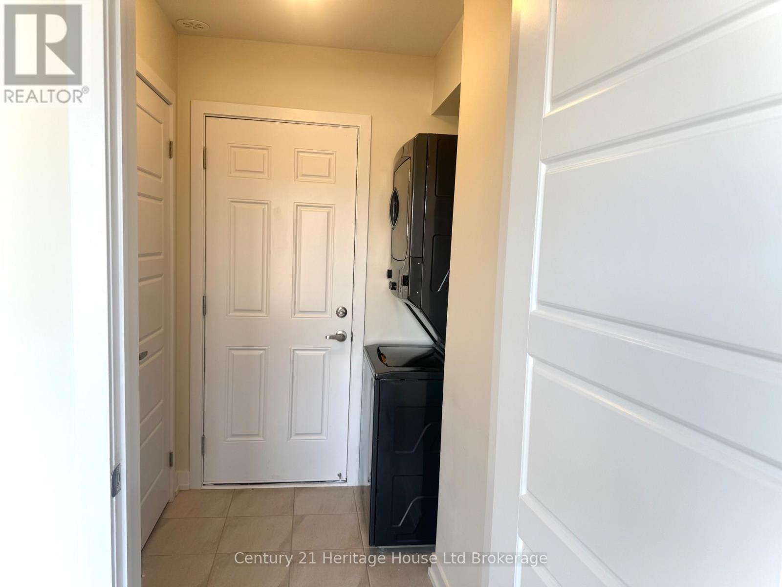 105 Melody Lane, Thorold (Hurricane/merrittville), Ontario  L3B 0L4 - Photo 5 - X13006440