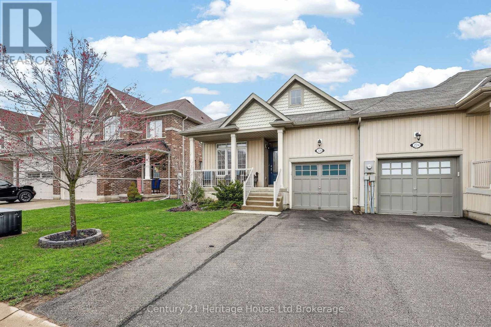 228 Palmer Lane, Woodstock (Woodstock - North), Ontario  N4T 0G5 - Photo 2 - X13007292