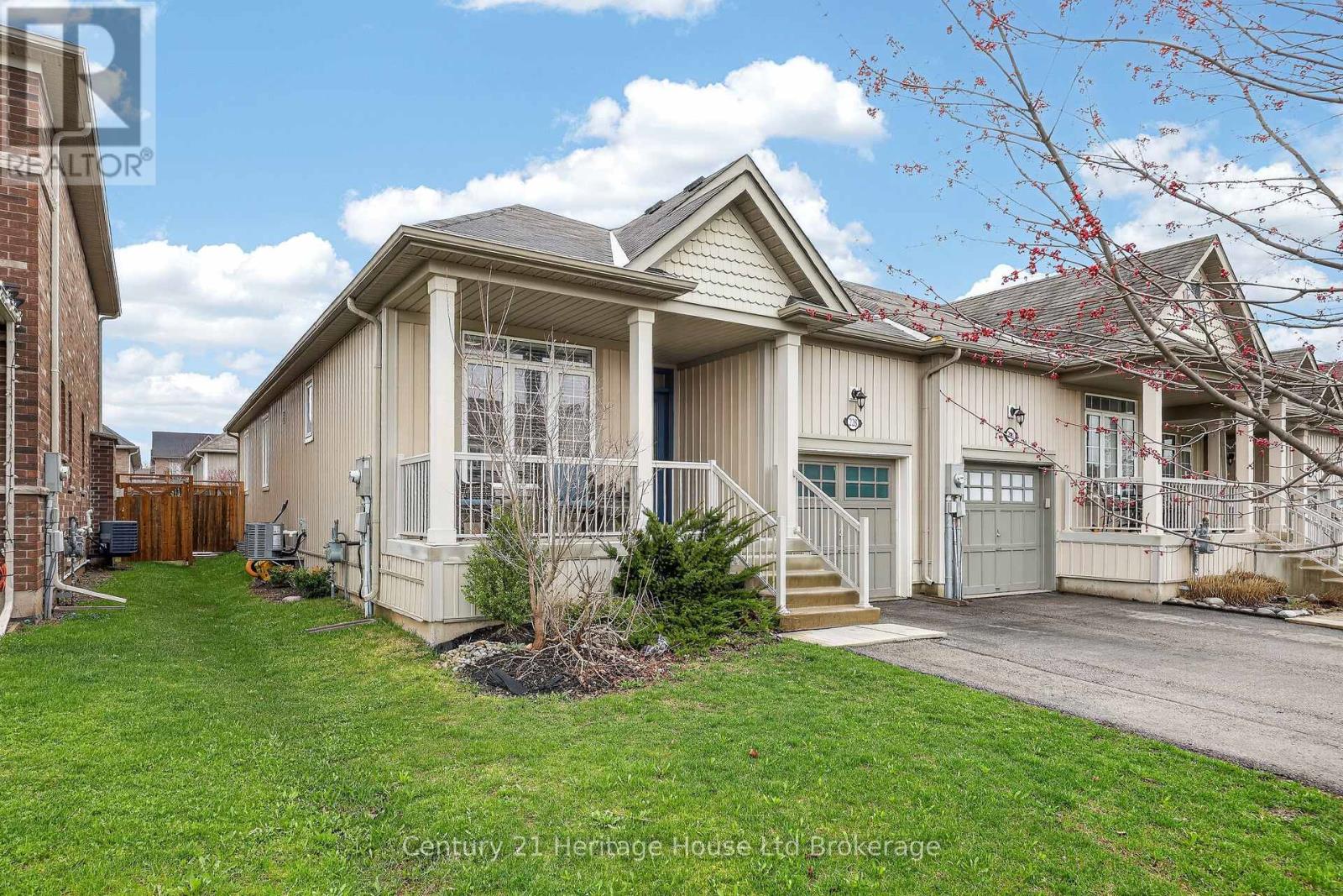 228 Palmer Lane, Woodstock (Woodstock - North), Ontario  N4T 0G5 - Photo 3 - X13007292