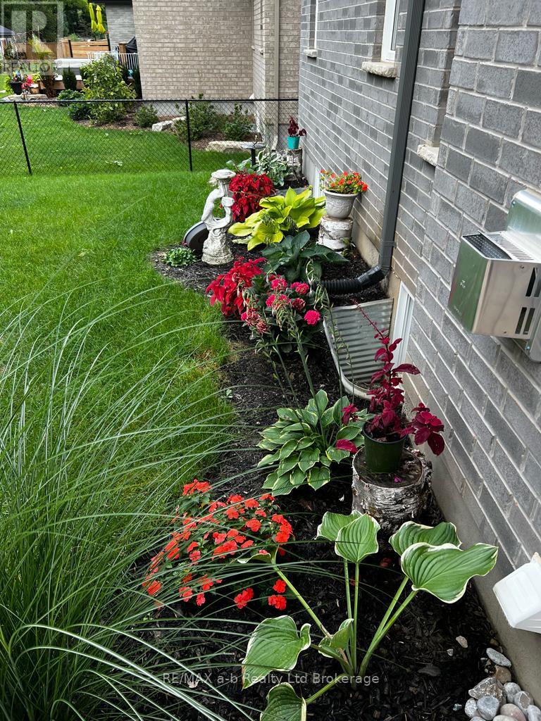 241 Wilson Avenue, Tillsonburg, Ontario  N4G 0H4 - Photo 30 - X13007412