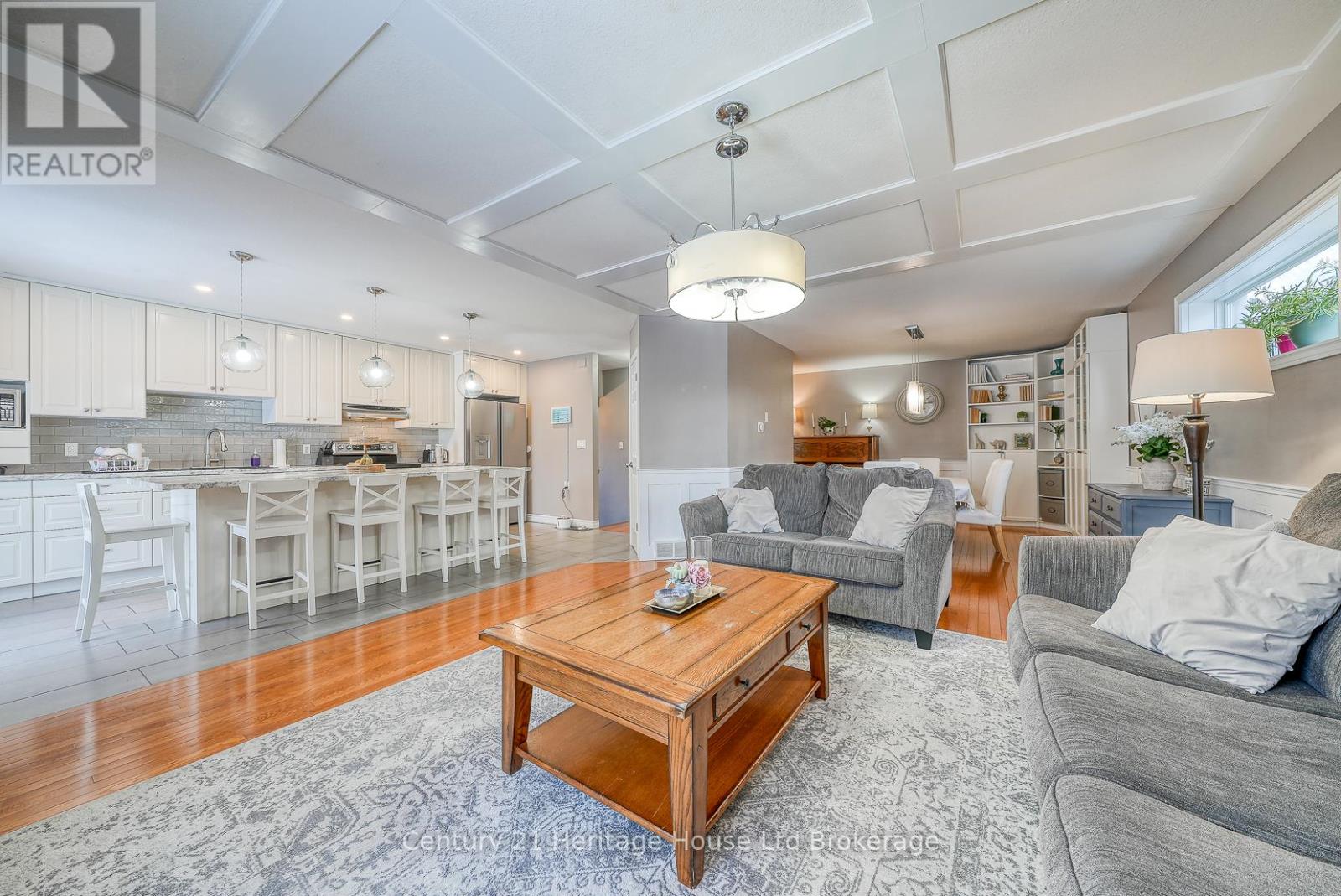 18 Potters Way, Woodstock (Woodstock - South), Ontario  N4S 8Z5 - Photo 3 - X13007486