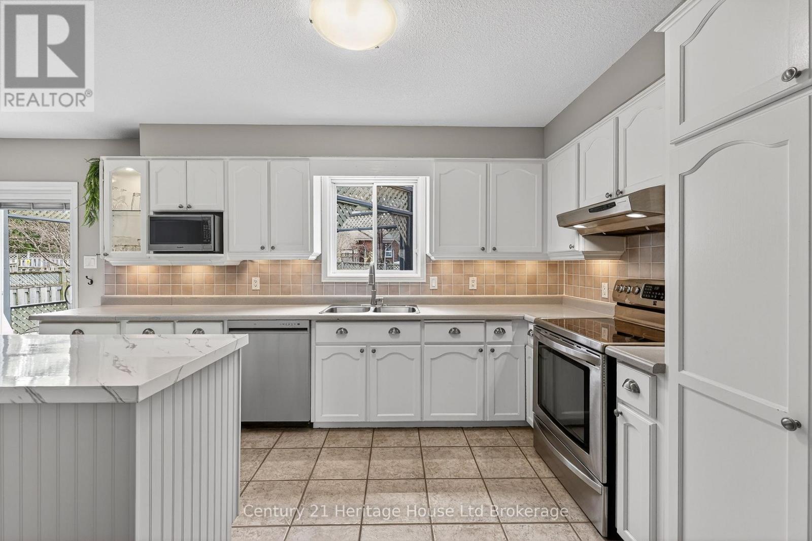 94 Mason Drive, Ingersoll (Ingersoll - South), Ontario  N5C 4A2 - Photo 13 - X13007544