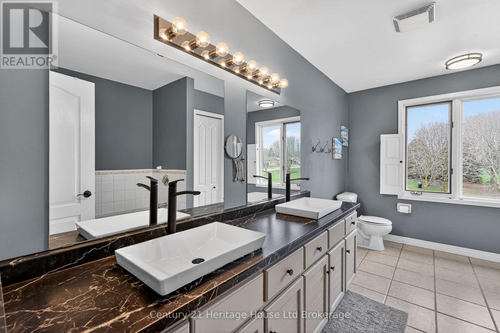 94 Mason Drive, Ingersoll (Ingersoll - South), Ontario  N5C 4A2 - Photo 21 - X13007544