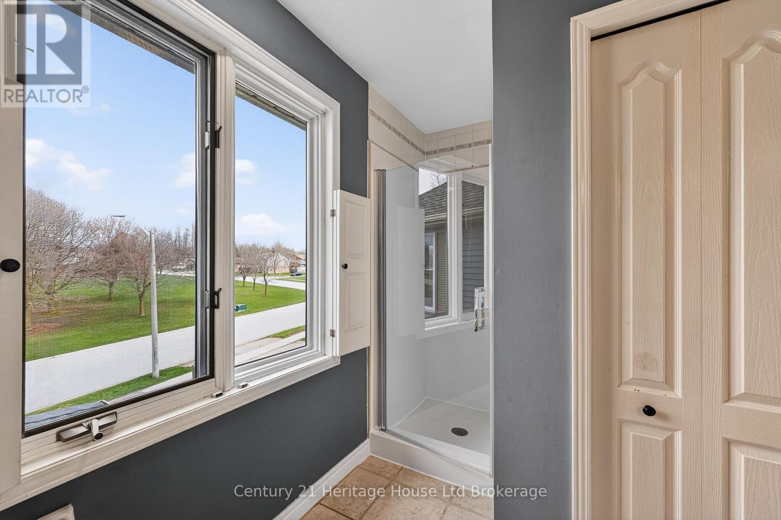 94 Mason Drive, Ingersoll (Ingersoll - South), Ontario  N5C 4A2 - Photo 22 - X13007544