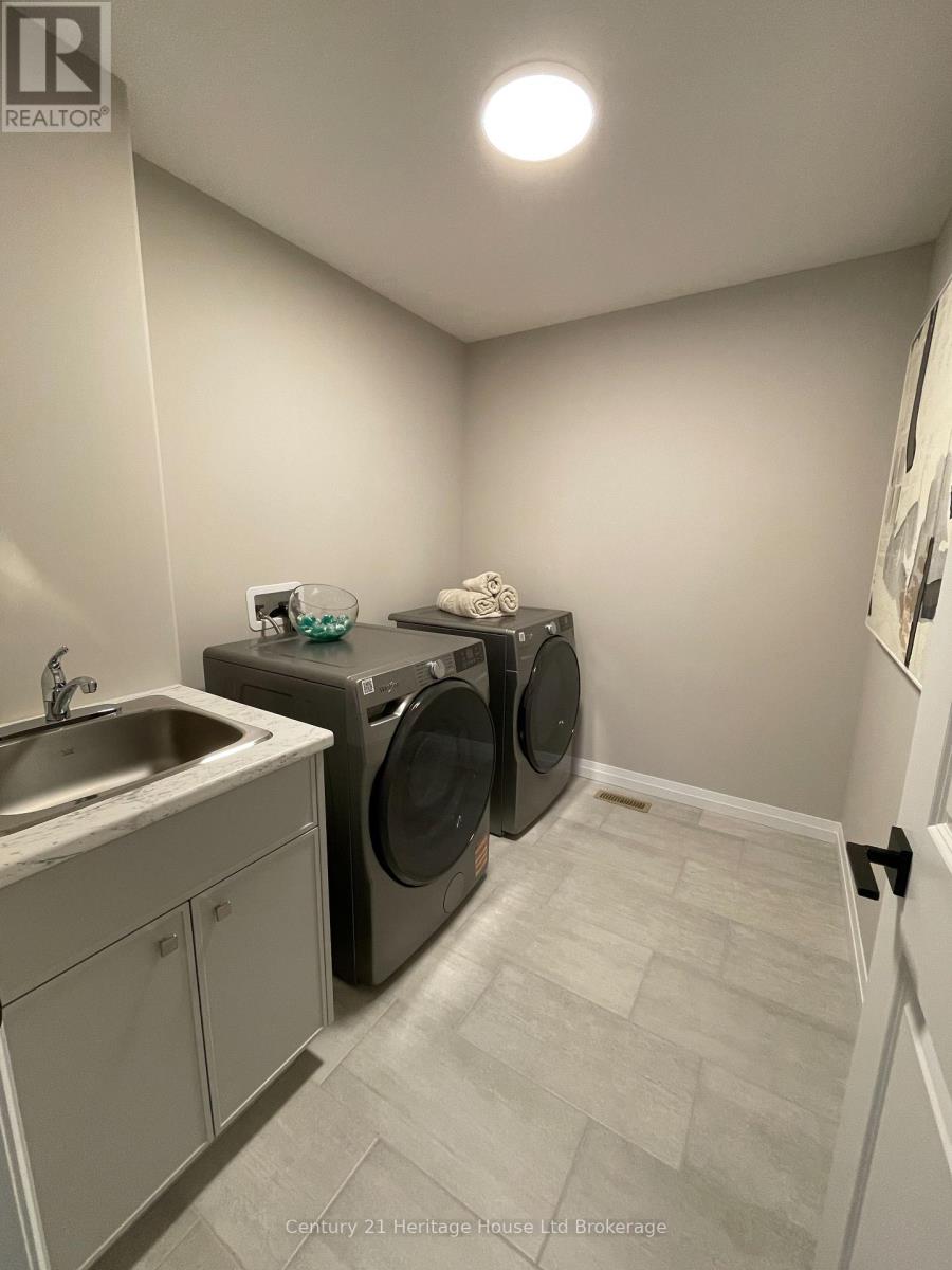 343 Anderson Street, Woodstock (Woodstock - South), Ontario  N4S 0G6 - Photo 8 - X13007928