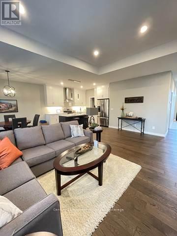 87 Matheson Crescent, East Zorra-Tavistock (Innerkip), Ontario  N0J 1M0 - Photo 3 - X13007940