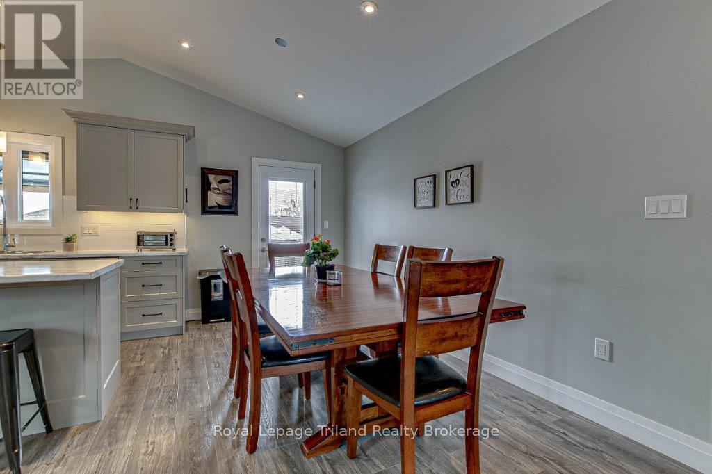 62 Brown Street, Aylmer, Ontario  N5H 3G6 - Photo 6 - X13010654