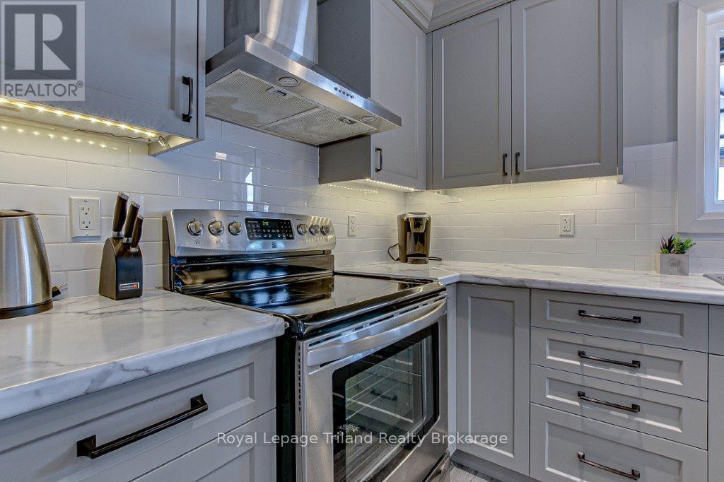 62 Brown Street, Aylmer, Ontario  N5H 3G6 - Photo 8 - X13010654