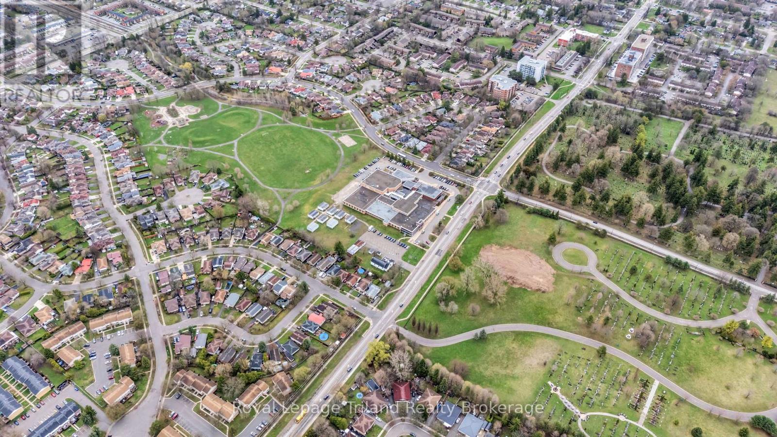 677 & 679 Sevilla Park Place, London East (East C), Ontario  N5Y 4H9 - Photo 12 - X13010772