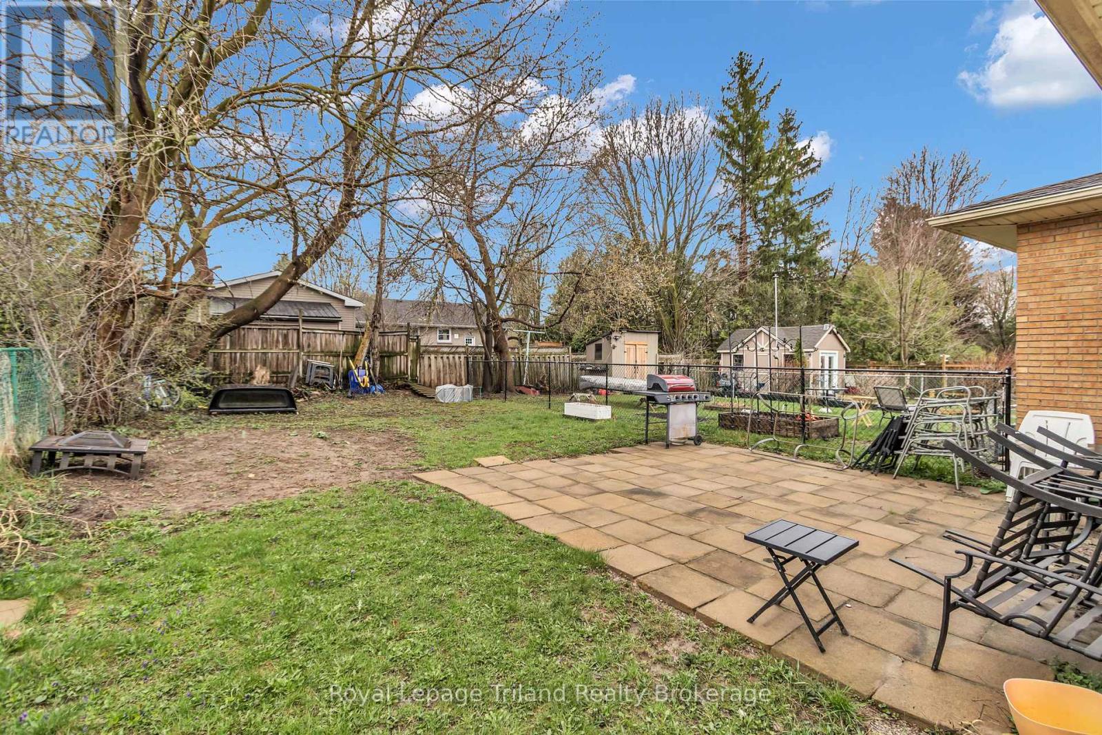 677 & 679 Sevilla Park Place, London East (East C), Ontario  N5Y 4H9 - Photo 7 - X13010772