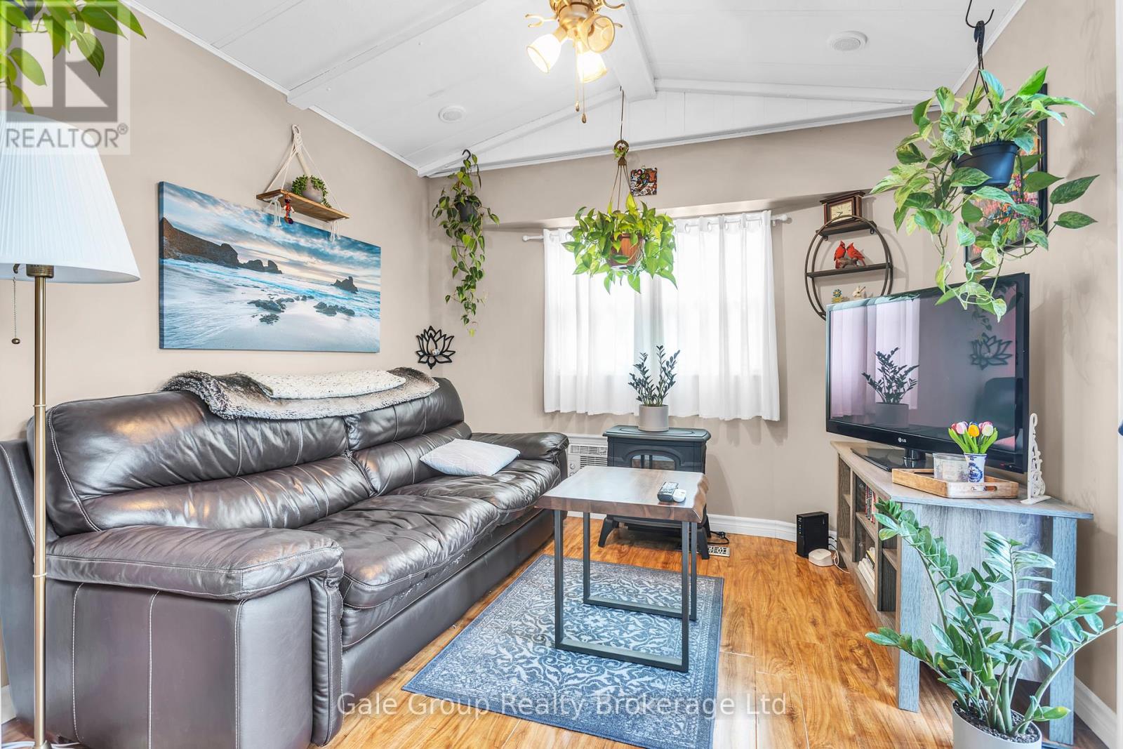 33 Pitt Street, Bayham (Port Burwell), Ontario  N0J 1T0 - Photo 10 - X13010936