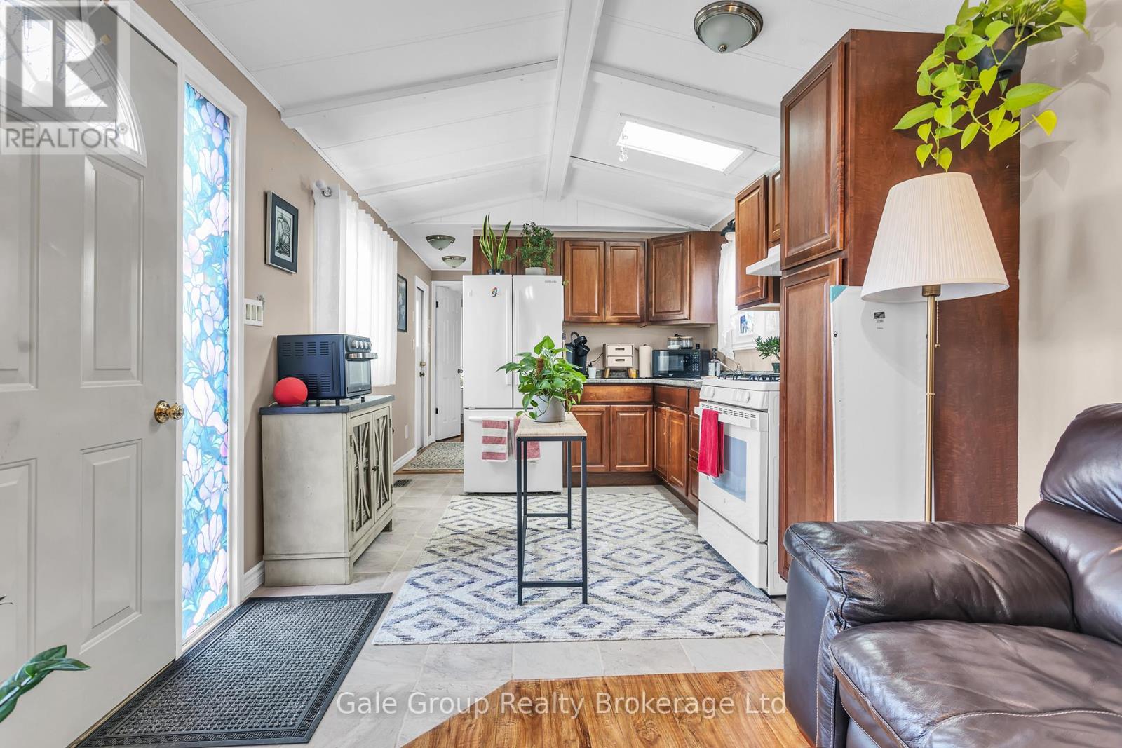 33 Pitt Street, Bayham (Port Burwell), Ontario  N0J 1T0 - Photo 9 - X13010936