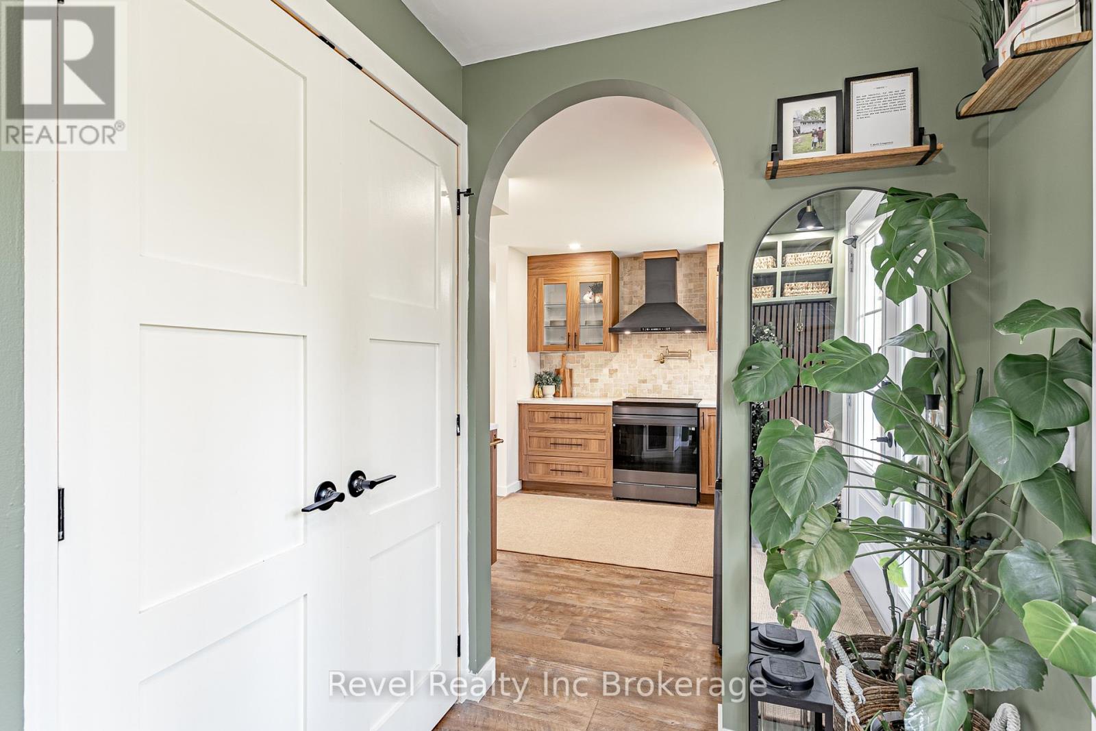 23 Dover Street, Blandford-Blenheim (Wolverton), Ontario  N0J 1G0 - Photo 8 - X13010644