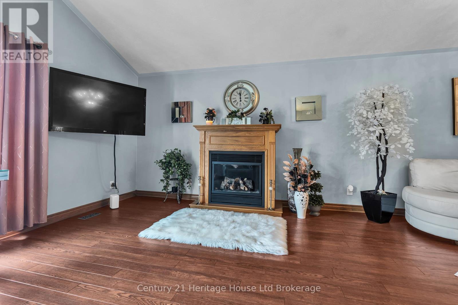 15 Gibson Drive, Tillsonburg, Ontario  N4G 5G4 - Photo 10 - X13012456