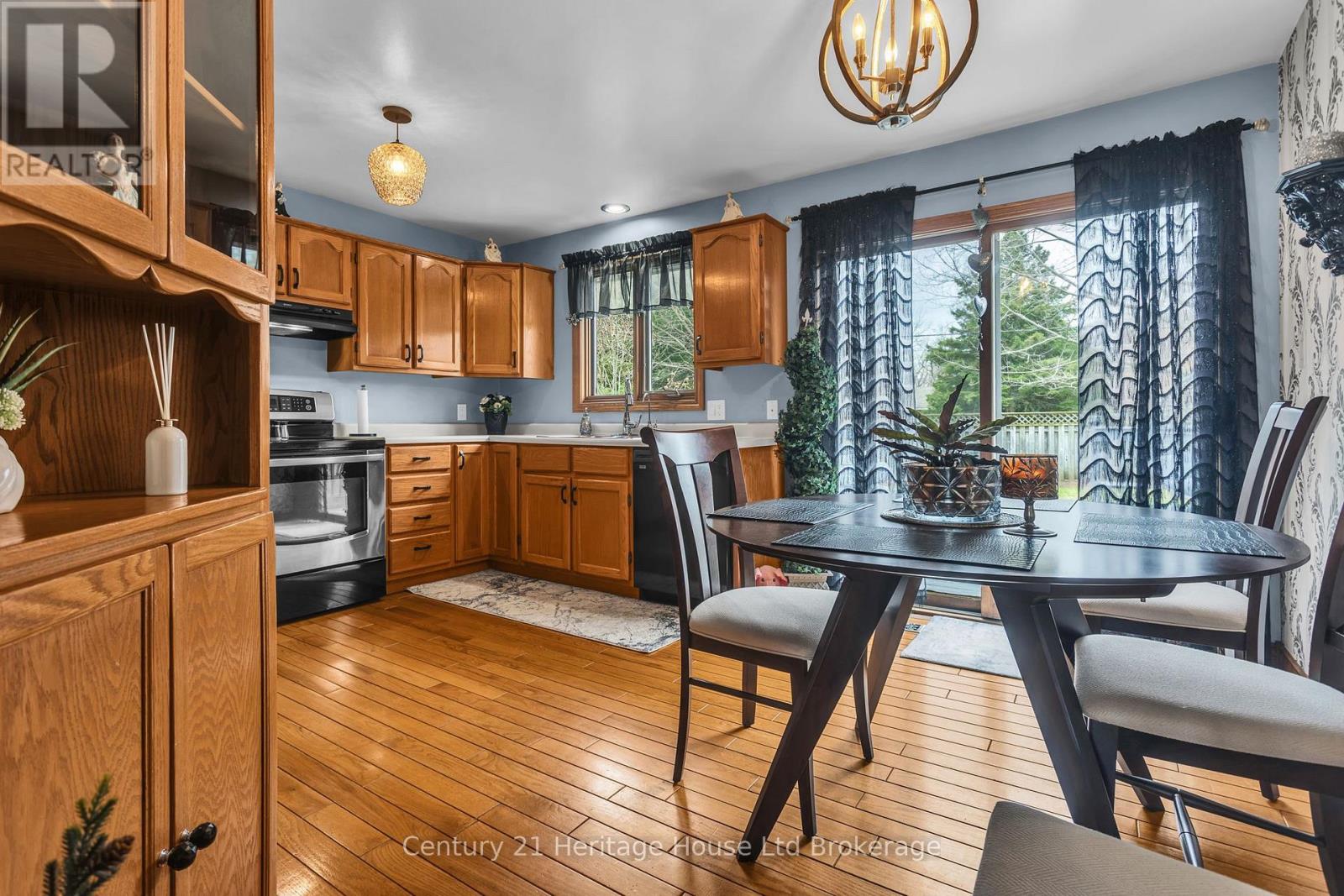 15 Gibson Drive, Tillsonburg, Ontario  N4G 5G4 - Photo 12 - X13012456