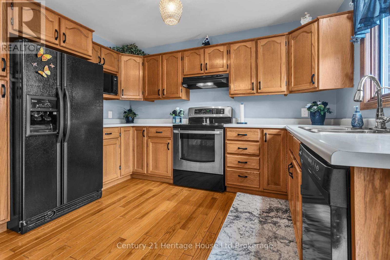 15 Gibson Drive, Tillsonburg, Ontario  N4G 5G4 - Photo 15 - X13012456