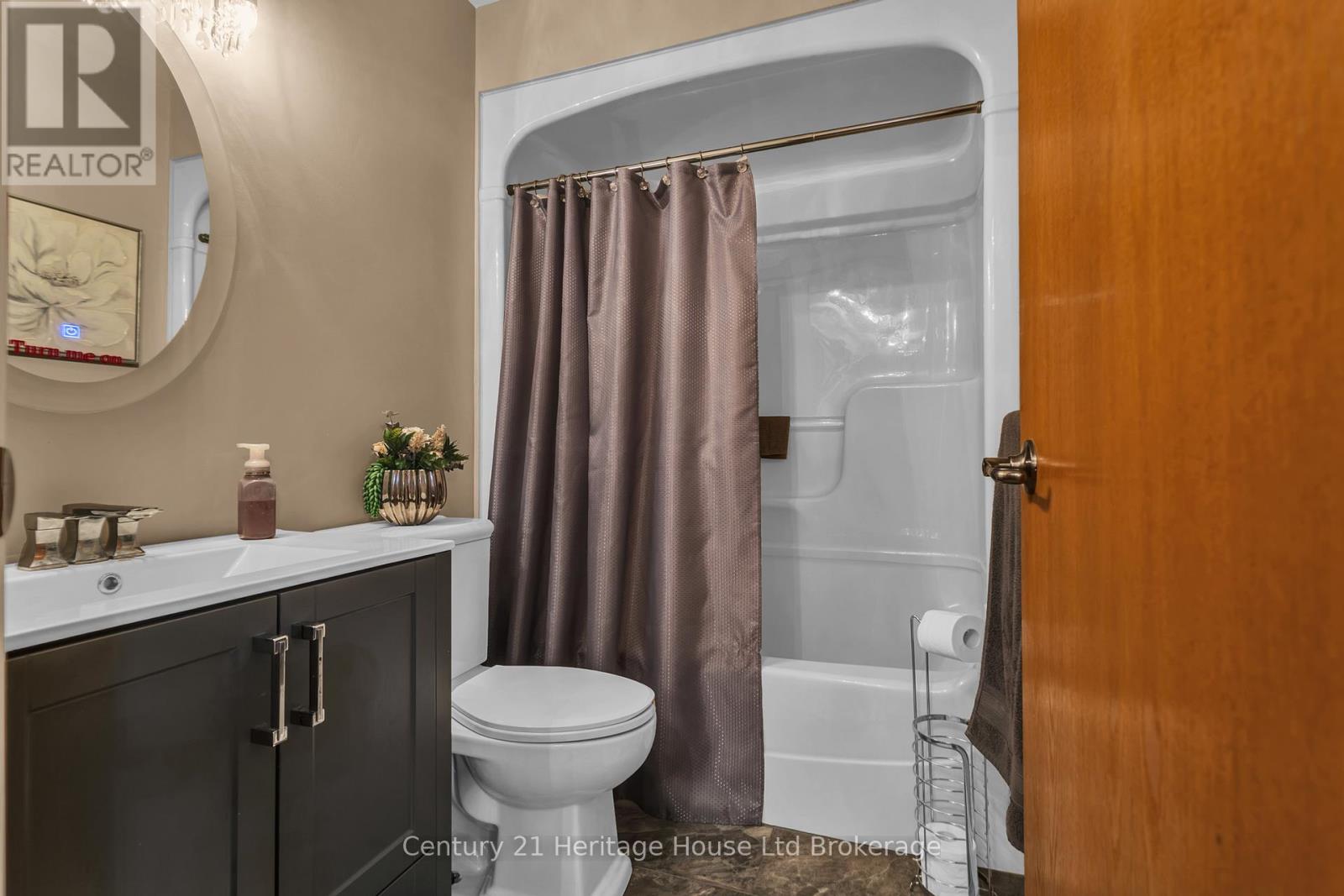 15 Gibson Drive, Tillsonburg, Ontario  N4G 5G4 - Photo 17 - X13012456