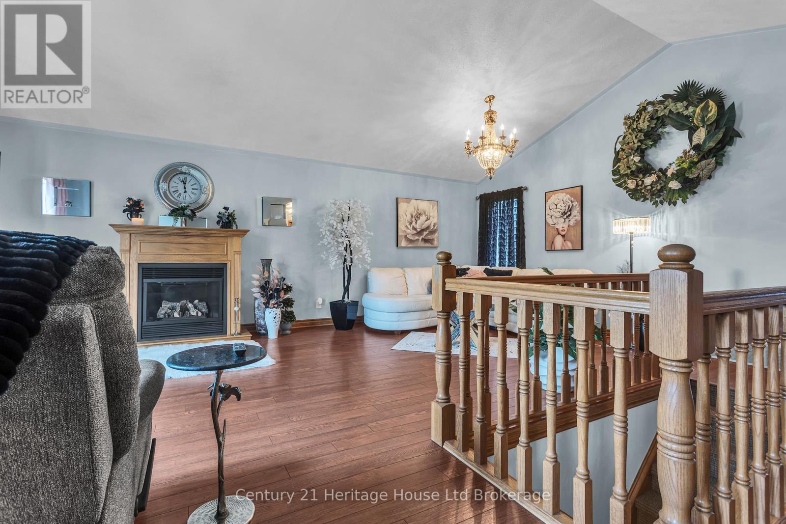 15 Gibson Drive, Tillsonburg, Ontario  N4G 5G4 - Photo 8 - X13012456