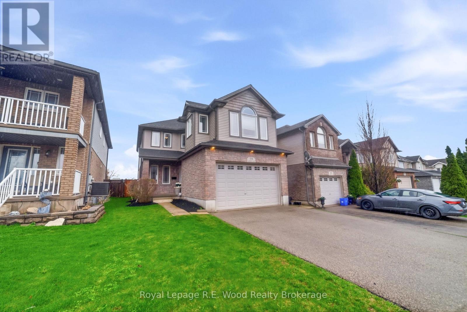 38 Langrell Avenue, Tillsonburg, Ontario  N4G 5X8 - Photo 2 - X13016434