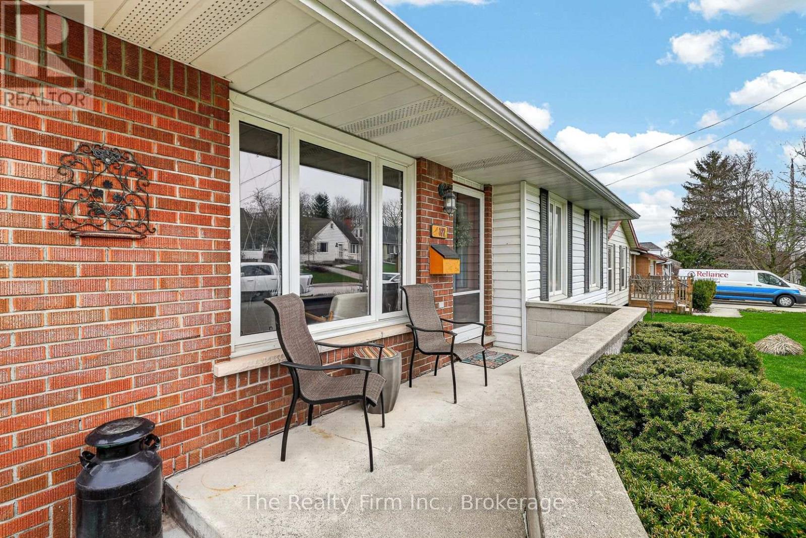 377 Spencer Street, Woodstock (Woodstock - South), Ontario  N4S 2H8 - Photo 4 - X13018110