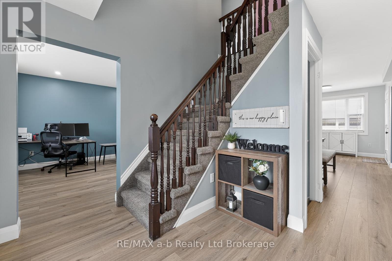 346 Riverview Drive, Strathroy-Caradoc (Ne), Ontario  N7G 4B7 - Photo 12 - X13018228