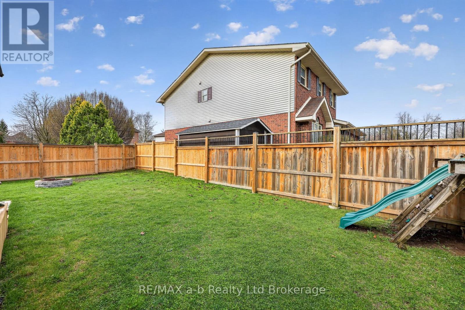 346 Riverview Drive, Strathroy-Caradoc (Ne), Ontario  N7G 4B7 - Photo 30 - X13018228