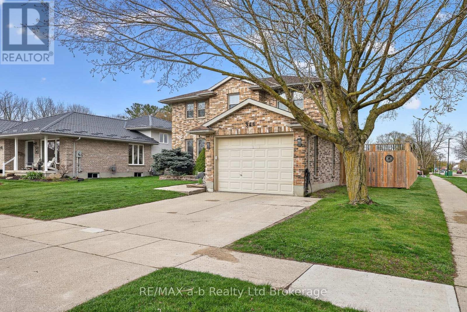 346 Riverview Drive, Strathroy-Caradoc (Ne), Ontario  N7G 4B7 - Photo 36 - X13018228