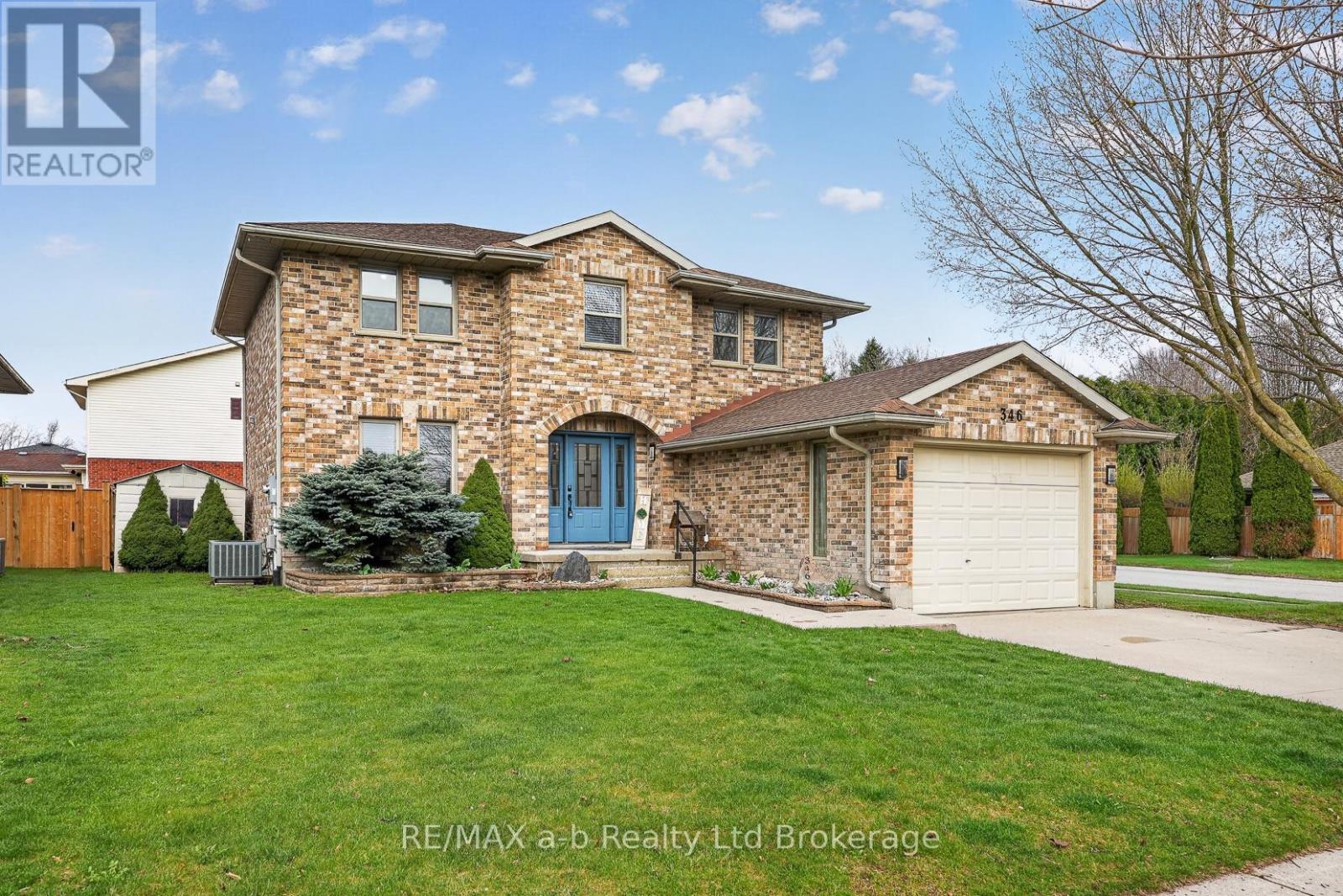 346 Riverview Drive, Strathroy-Caradoc (Ne), Ontario  N7G 4B7 - Photo 37 - X13018228