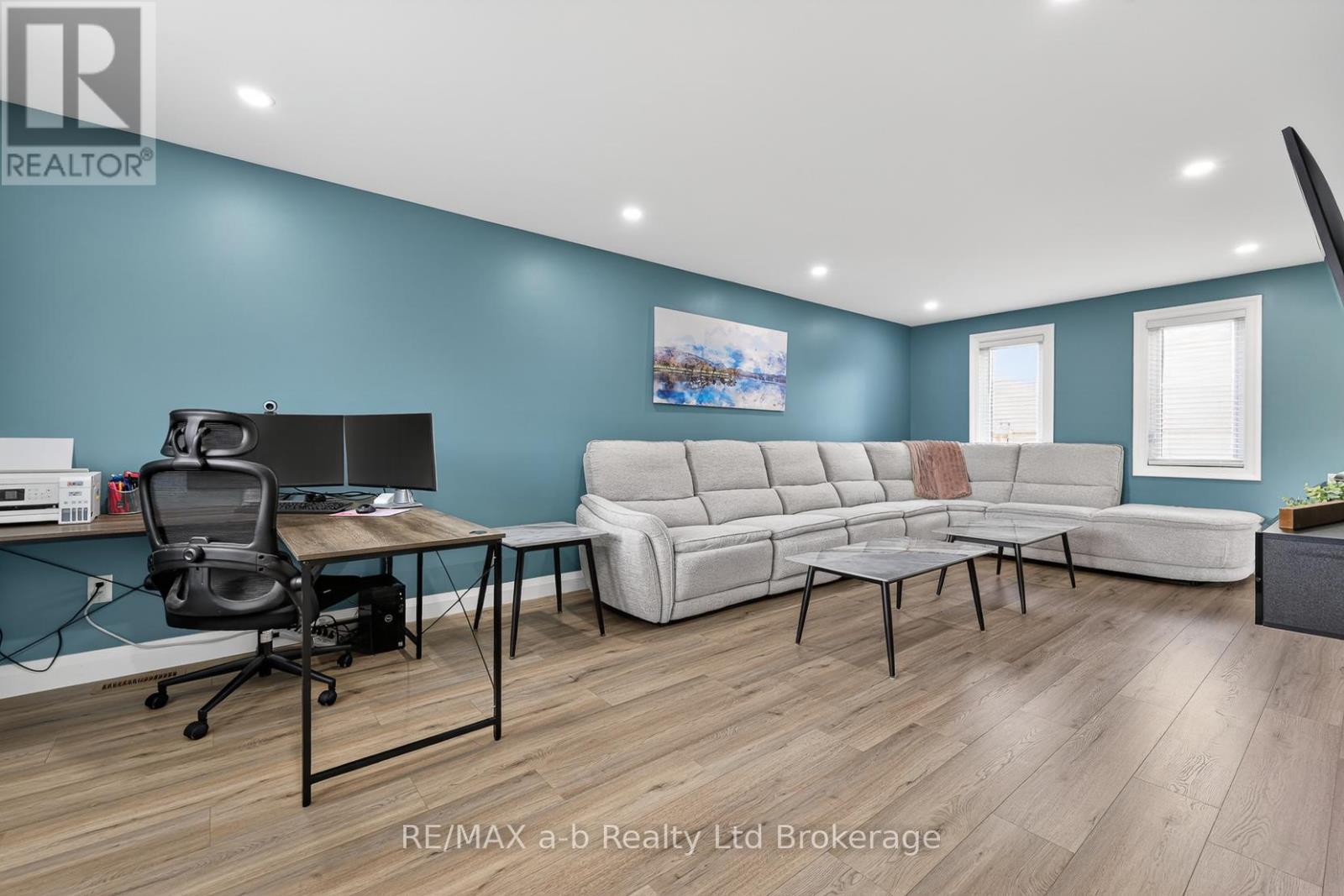 346 Riverview Drive, Strathroy-Caradoc (Ne), Ontario  N7G 4B7 - Photo 8 - X13018228