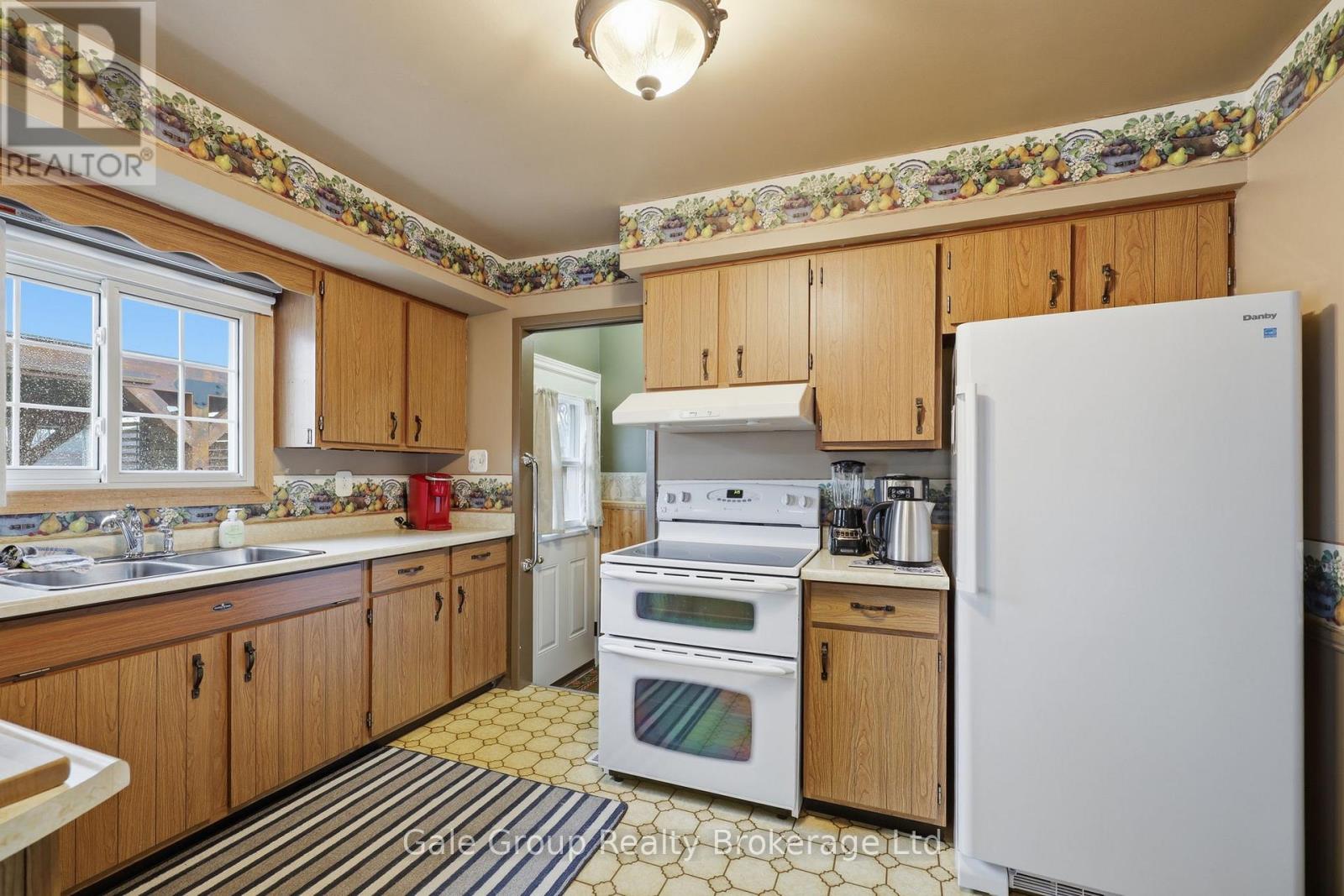 3 Larch Place, Ingersoll (Ingersoll - South), Ontario  N5C 3S6 - Photo 18 - X13018408