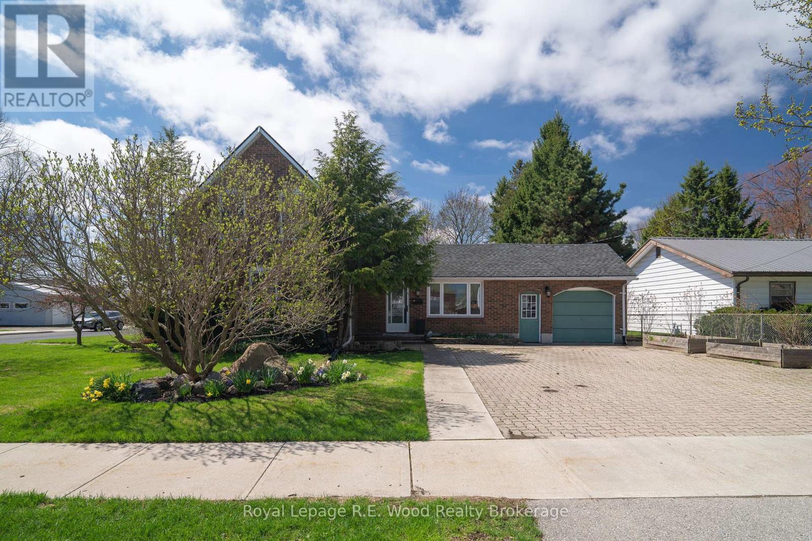 23 Spruce Street W, Aylmer, Ontario  N5W 1B2 - Photo 4 - X13018952