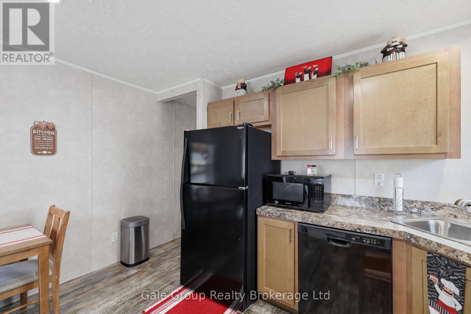 Unit 202 - 99 Fourth Concession Road, Brant (Burford), Ontario  N0E 1A0 - Photo 12 - X13020310