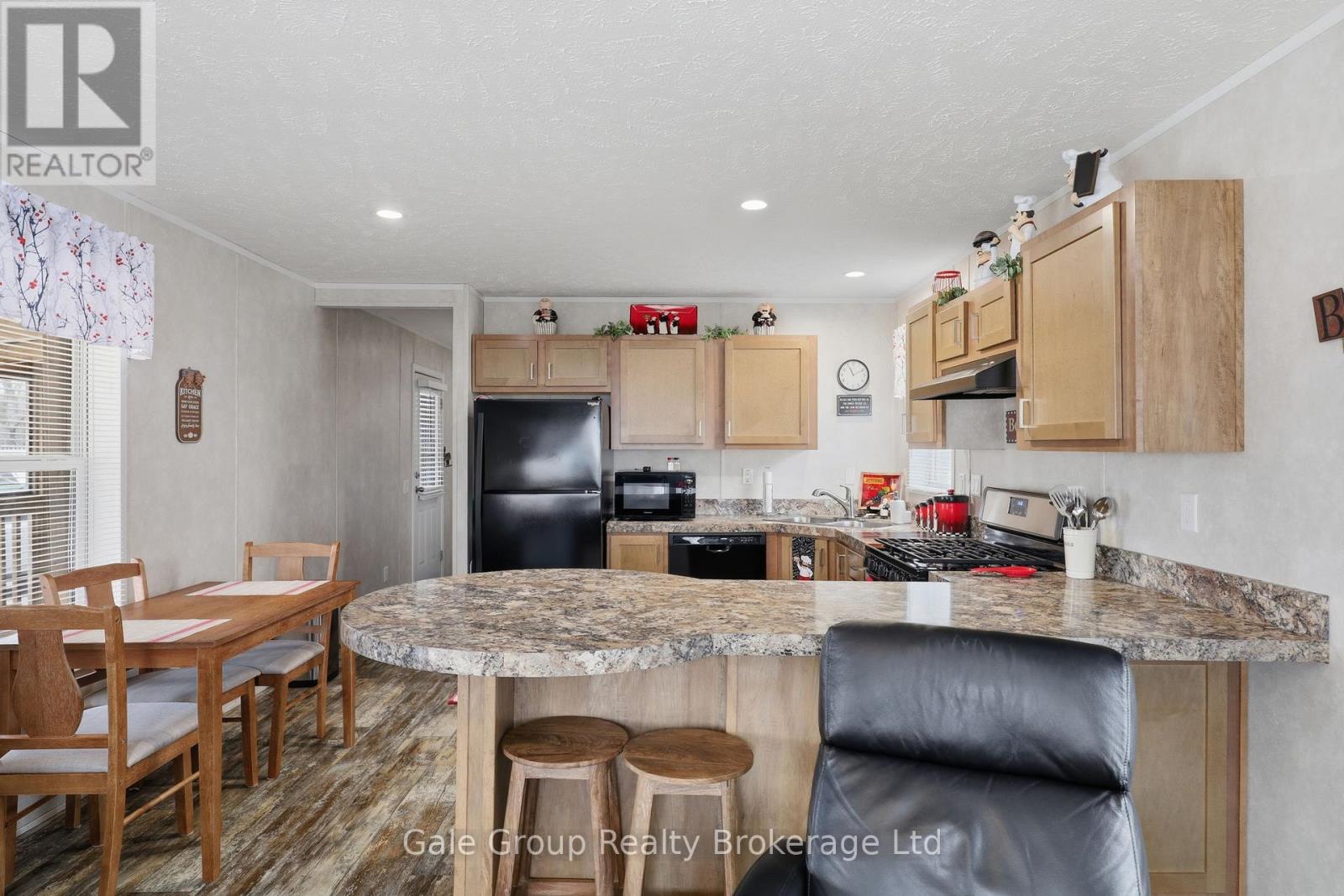 Unit 202 - 99 Fourth Concession Road, Brant (Burford), Ontario  N0E 1A0 - Photo 16 - X13020310