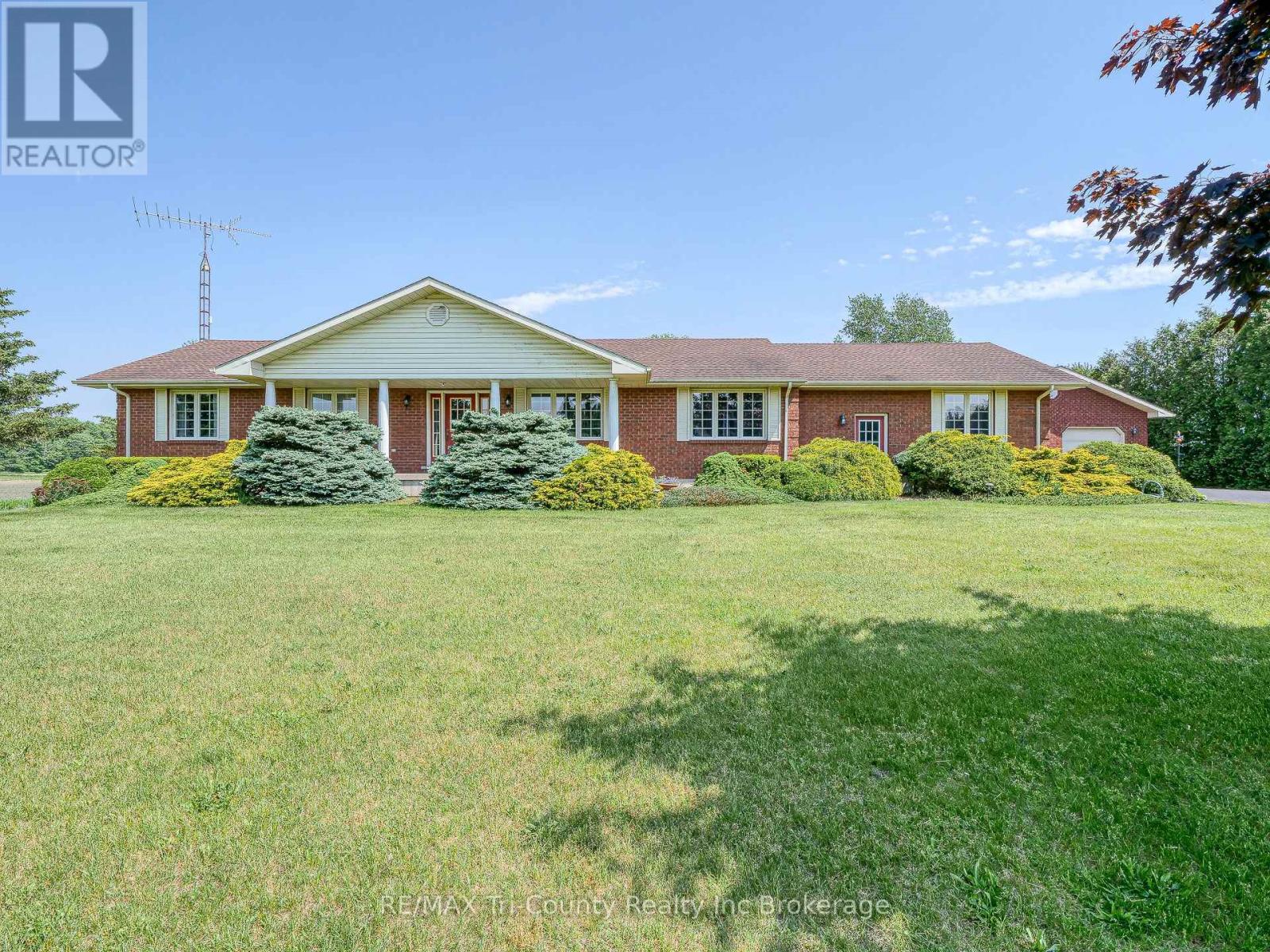 916 Norfolk County 28 Road, Norfolk, Ontario  N0E 1G0 - Photo 2 - X13020530