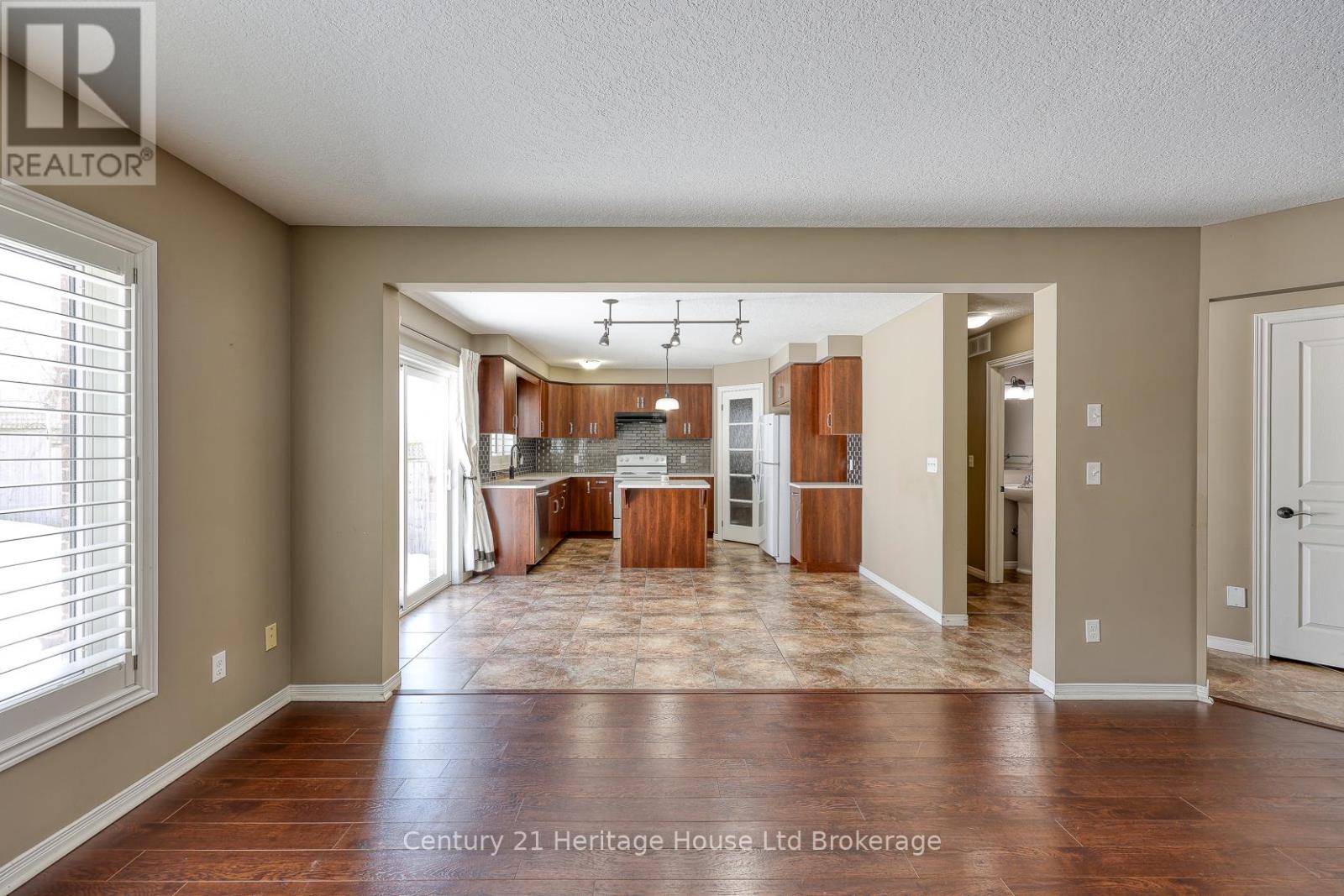 427 Champlain Avenue, Woodstock (Woodstock - South), Ontario  N4V 0B3 - Photo 10 - X13020930