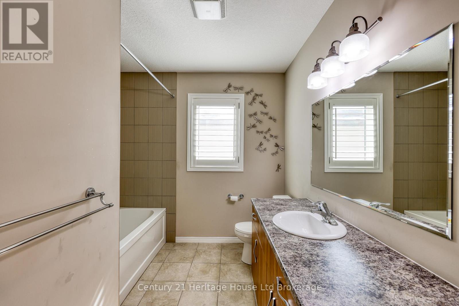 427 Champlain Avenue, Woodstock (Woodstock - South), Ontario  N4V 0B3 - Photo 30 - X13020930